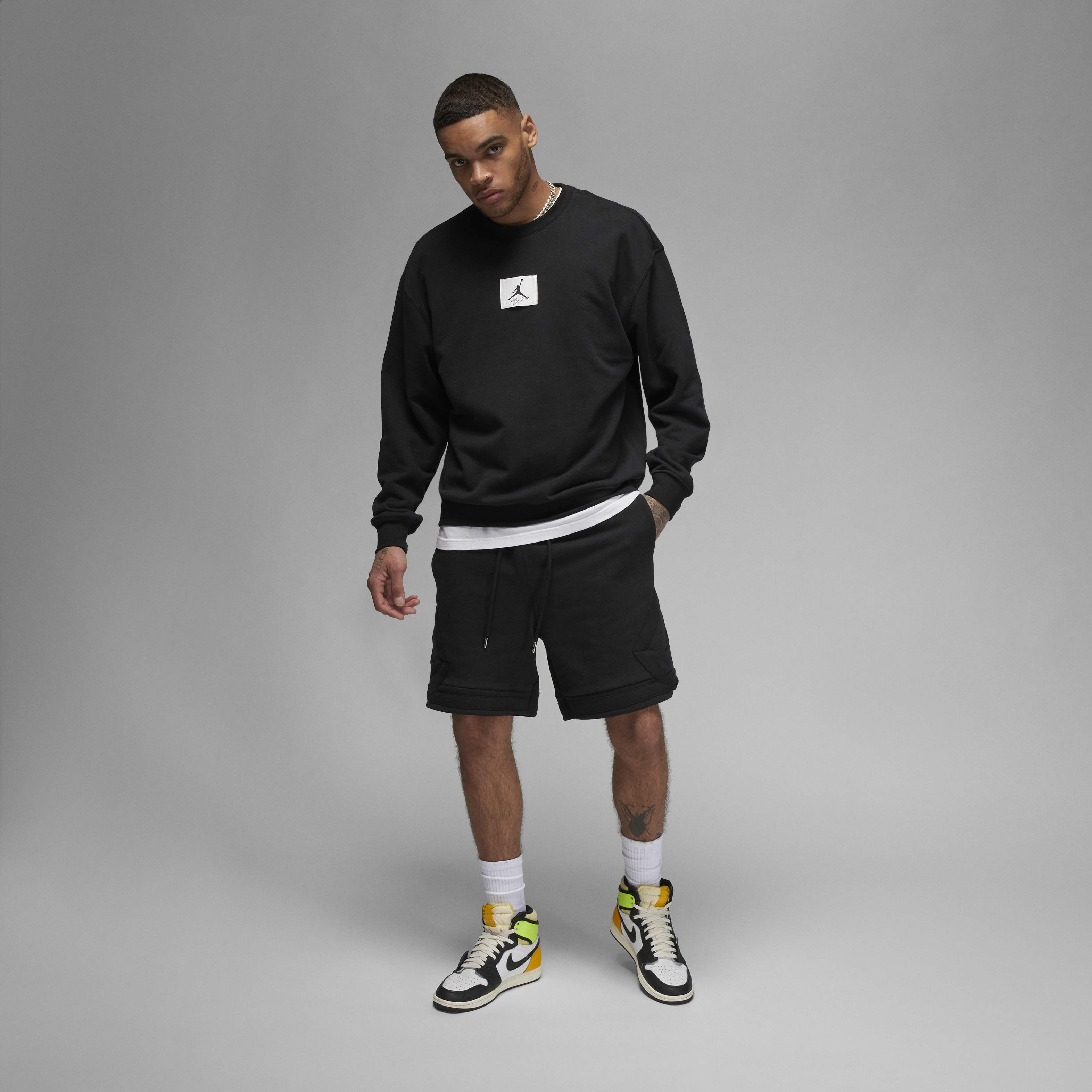 Nike Jordan Essentials Men s Fleece Crew Neck Sweatshirt King s Cross